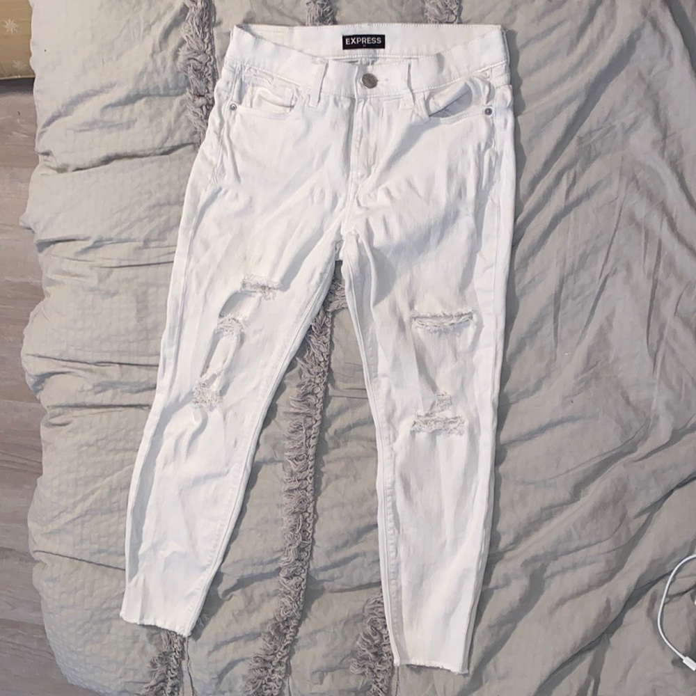 Express White Ripped Jeans - Picture 2 of 7